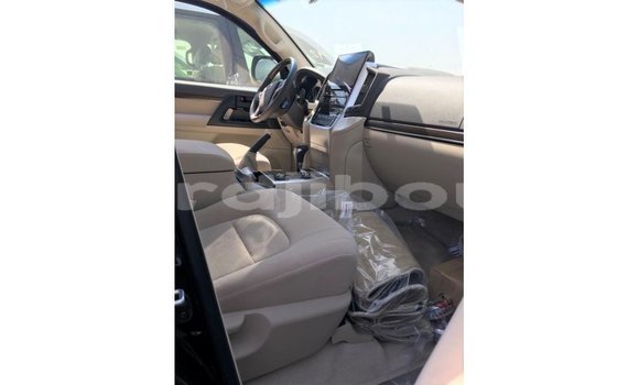 Buy Import Toyota Land Cruiser Black Car in Import - Dubai in Ali Sabieh Region Buy Import Toyota Land Cruiser Black Car in Import - Dubai in Ali Sabieh Region