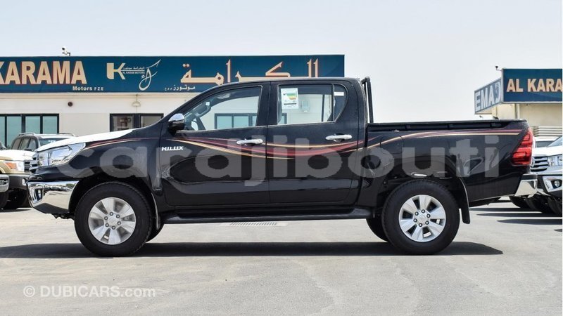 Big with watermark toyota hilux ali sabieh region import dubai 2042