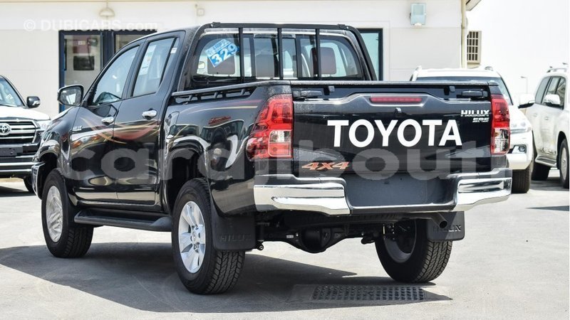 Big with watermark toyota hilux ali sabieh region import dubai 2042