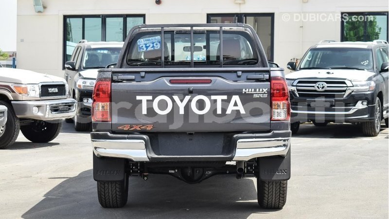 Big with watermark toyota hilux ali sabieh region import dubai 2043