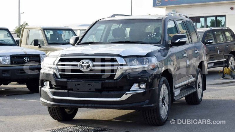 Big with watermark toyota land cruiser ali sabieh region import dubai 2049