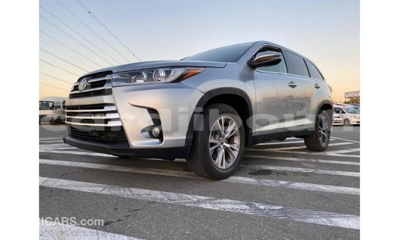 Buy Import Toyota Highlander Other Car in Import - Dubai in Ali Sabieh Region Buy Import Toyota Highlander Other Car in Import - Dubai in Ali Sabieh Region