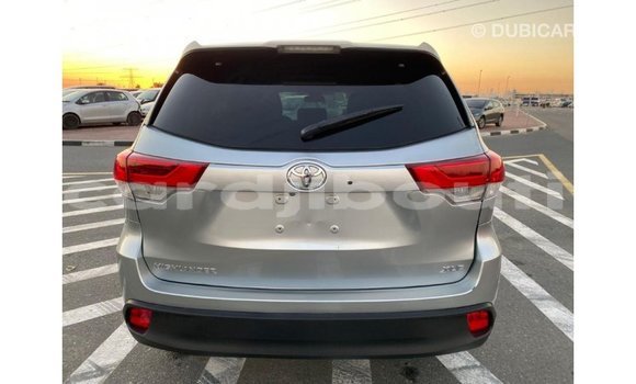 Buy Import Toyota Highlander Other Car in Import - Dubai in Ali Sabieh Region Buy Import Toyota Highlander Other Car in Import - Dubai in Ali Sabieh Region