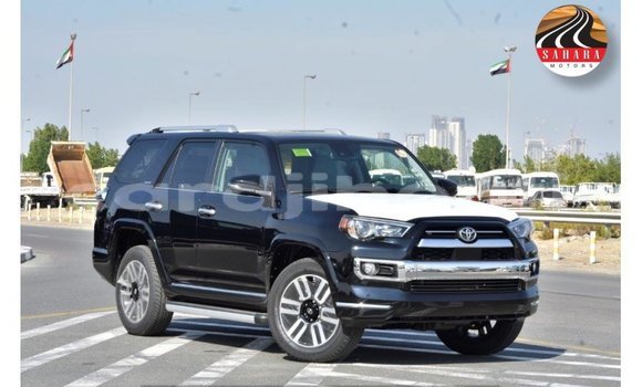 Acheter Import Voiture Toyota 4Runner Noir à Import - Dubai, Ali Sabieh Region Acheter Import Voiture Toyota 4Runner Noir à Import - Dubai, Ali Sabieh Region