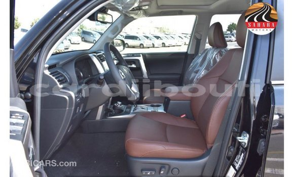 Acheter Import Voiture Toyota 4Runner Noir à Import - Dubai, Ali Sabieh Region Acheter Import Voiture Toyota 4Runner Noir à Import - Dubai, Ali Sabieh Region
