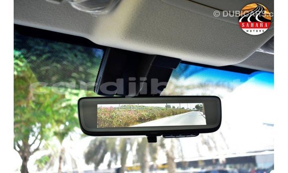 Acheter Import Voiture Toyota Granvia Blanc à Import - Dubai, Ali Sabieh Region Acheter Import Voiture Toyota Granvia Blanc à Import - Dubai, Ali Sabieh Region