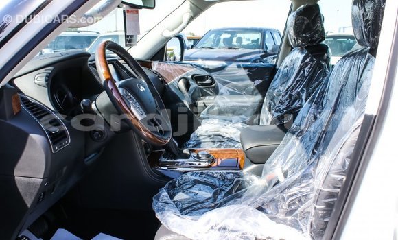 Acheter Import Voiture Infiniti Q Blanc à Import - Dubai, Ali Sabieh Region Acheter Import Voiture Infiniti Q Blanc à Import - Dubai, Ali Sabieh Region