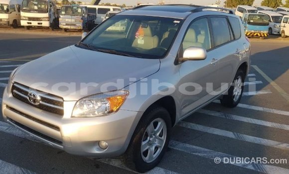 Acheter Import Voiture Toyota 4Runner Autre à Import - Dubai, Ali Sabieh Region Acheter Import Voiture Toyota 4Runner Autre à Import - Dubai, Ali Sabieh Region