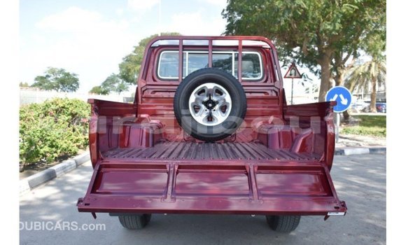 Acheter Import Voiture Toyota Land Cruiser Rouge à Import - Dubai, Ali Sabieh Region Acheter Import Voiture Toyota Land Cruiser Rouge à Import - Dubai, Ali Sabieh Region
