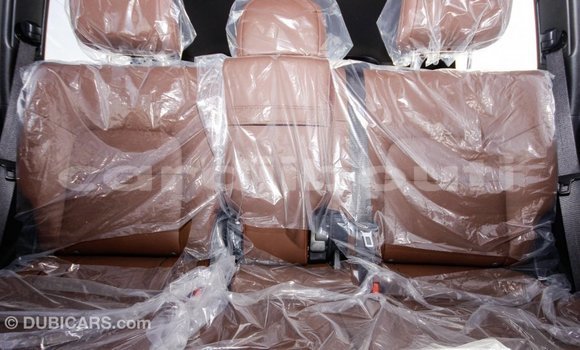 Acheter Import Voiture Toyota Land Cruiser Noir à Import - Dubai, Ali Sabieh Region Acheter Import Voiture Toyota Land Cruiser Noir à Import - Dubai, Ali Sabieh Region