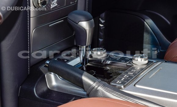 Acheter Import Voiture Toyota Land Cruiser Noir à Import - Dubai, Ali Sabieh Region Acheter Import Voiture Toyota Land Cruiser Noir à Import - Dubai, Ali Sabieh Region
