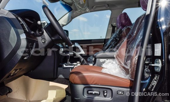Acheter Import Voiture Toyota Land Cruiser Noir à Import - Dubai, Ali Sabieh Region Acheter Import Voiture Toyota Land Cruiser Noir à Import - Dubai, Ali Sabieh Region