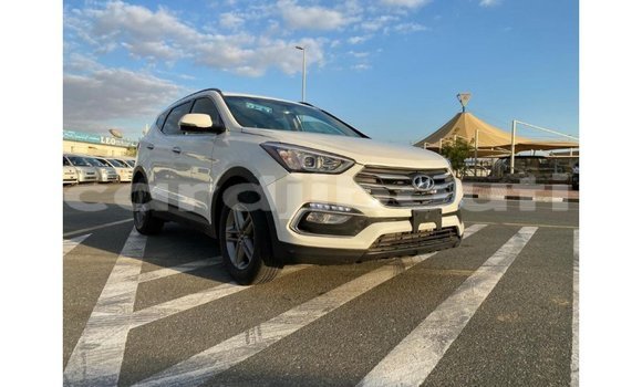 Buy Import Hyundai Santa Fe White Car in Import - Dubai in Ali Sabieh Region Buy Import Hyundai Santa Fe White Car in Import - Dubai in Ali Sabieh Region