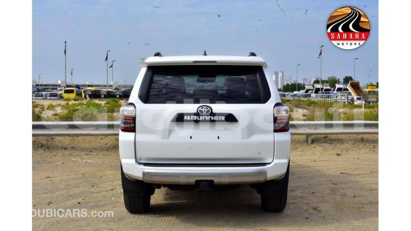 Big with watermark toyota 4runner ali sabieh region import dubai 2082