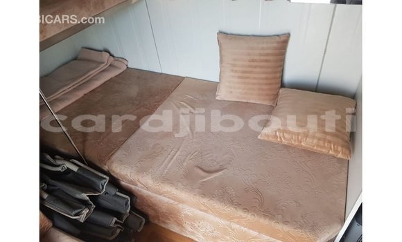 Buy Import Kia Carens White Car in Import - Dubai in Ali Sabieh Region Buy Import Kia Carens White Car in Import - Dubai in Ali Sabieh Region