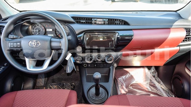 Big with watermark toyota hilux ali sabieh region import dubai 2092