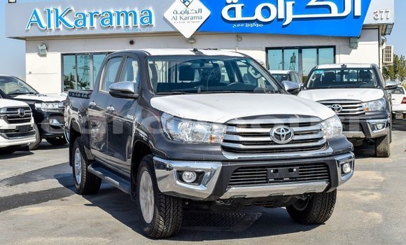 Medium with watermark toyota hilux ali sabieh region import dubai 2095