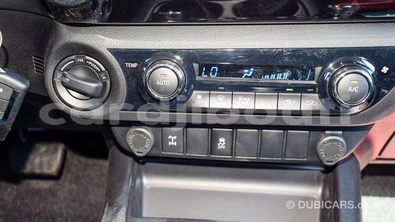 Big with watermark toyota hilux ali sabieh region import dubai 2095