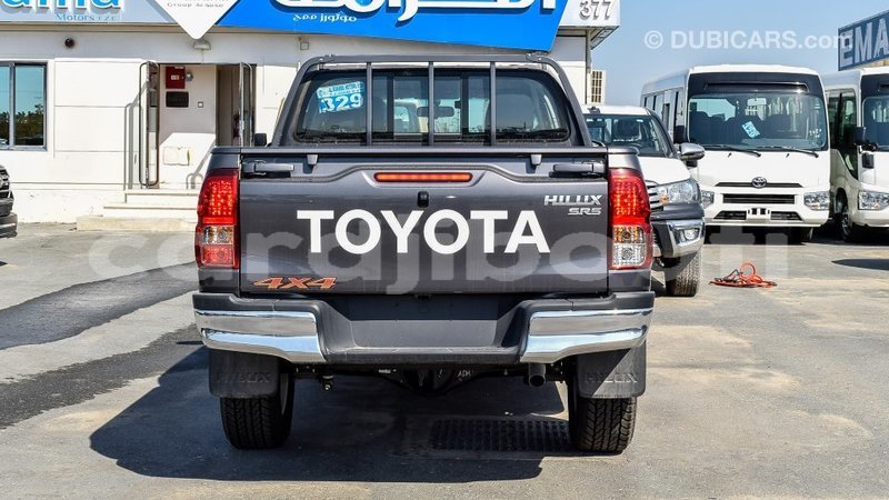 Big with watermark toyota hilux ali sabieh region import dubai 2095