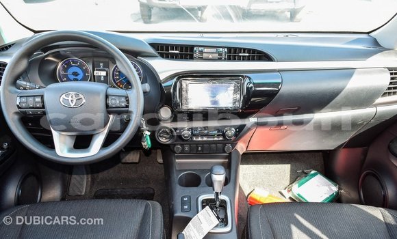 Acheter Import Voiture Toyota Hilux Noir à Import - Dubai, Ali Sabieh Region Acheter Import Voiture Toyota Hilux Noir à Import - Dubai, Ali Sabieh Region