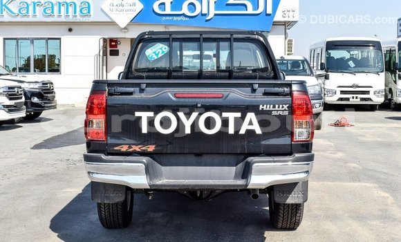 Acheter Import Voiture Toyota Hilux Noir à Import - Dubai, Ali Sabieh Region Acheter Import Voiture Toyota Hilux Noir à Import - Dubai, Ali Sabieh Region