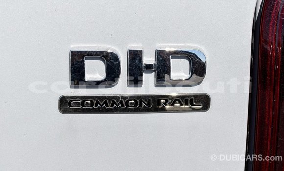 Acheter Import Voiture Mitsubishi L200 Blanc à Import - Dubai, Ali Sabieh Region Acheter Import Voiture Mitsubishi L200 Blanc à Import - Dubai, Ali Sabieh Region