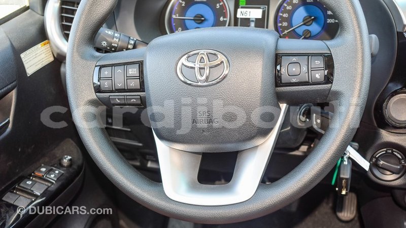 Big with watermark toyota hilux ali sabieh region import dubai 2100