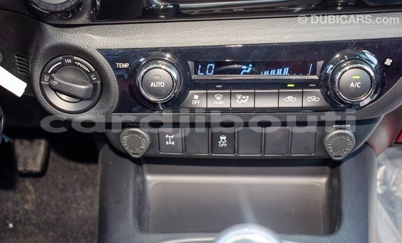Acheter Import Voiture Toyota Hilux Autre à Import - Dubai, Ali Sabieh Region Acheter Import Voiture Toyota Hilux Autre à Import - Dubai, Ali Sabieh Region