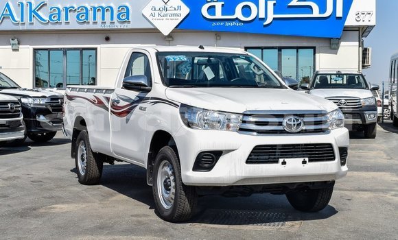 Acheter Import Voiture Toyota Hilux Blanc à Import - Dubai, Ali Sabieh Region Acheter Import Voiture Toyota Hilux Blanc à Import - Dubai, Ali Sabieh Region