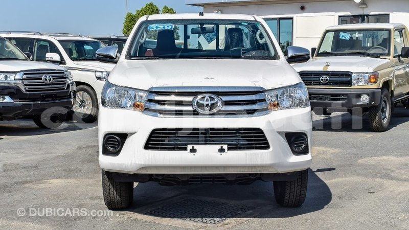 Big with watermark toyota hilux ali sabieh region import dubai 2101