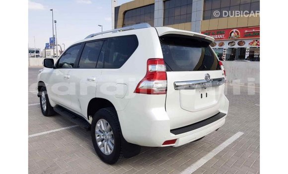 Buy Import Toyota Prado White Car in Import - Dubai in Ali Sabieh Region Buy Import Toyota Prado White Car in Import - Dubai in Ali Sabieh Region