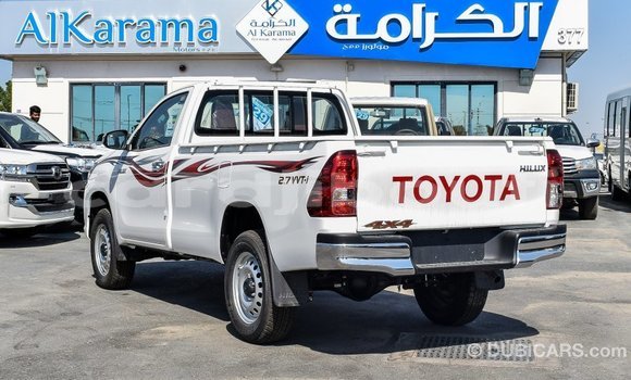 Acheter Import Voiture Toyota Hilux Blanc à Import - Dubai, Ali Sabieh Region Acheter Import Voiture Toyota Hilux Blanc à Import - Dubai, Ali Sabieh Region