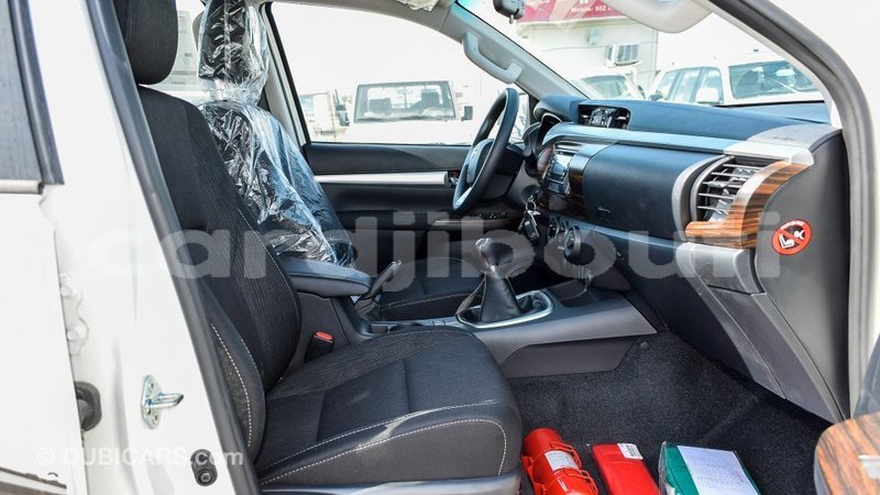 Big with watermark toyota hilux ali sabieh region import dubai 2102