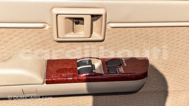 Big with watermark toyota land cruiser ali sabieh region import dubai 2103