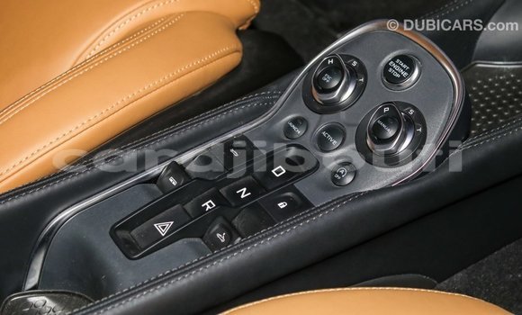 Acheter Import Voiture McLaren 570S Bleu à Import - Dubai, Ali Sabieh Region Acheter Import Voiture McLaren 570S Bleu à Import - Dubai, Ali Sabieh Region