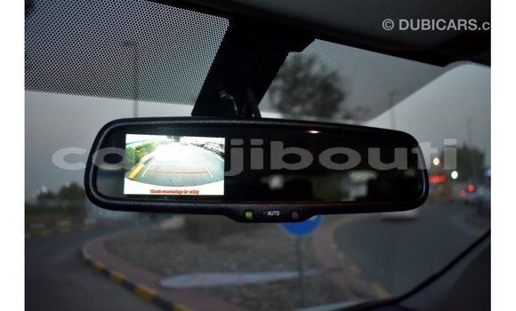 Acheter Import Voiture Toyota Hiace Blanc à Import - Dubai, Ali Sabieh Region Acheter Import Voiture Toyota Hiace Blanc à Import - Dubai, Ali Sabieh Region