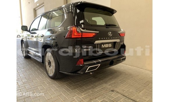 Acheter Import Voiture Lexus LX Noir à Import - Dubai, Ali Sabieh Region Acheter Import Voiture Lexus LX Noir à Import - Dubai, Ali Sabieh Region