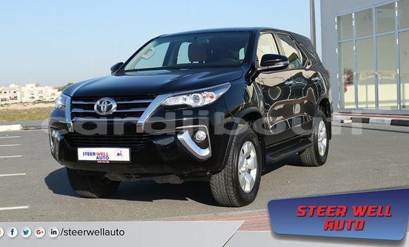 Acheter Import Voiture Toyota Fortuner Noir à Import - Dubai, Ali Sabieh Region Acheter Import Voiture Toyota Fortuner Noir à Import - Dubai, Ali Sabieh Region