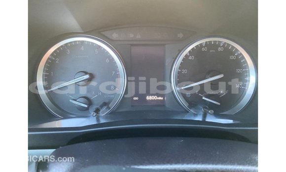 Acheter Import Voiture Toyota Highlander Blanc à Import - Dubai, Ali Sabieh Region Acheter Import Voiture Toyota Highlander Blanc à Import - Dubai, Ali Sabieh Region