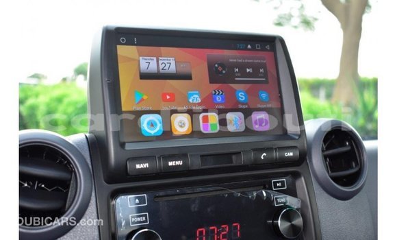 Acheter Import Voiture Toyota Land Cruiser Rouge à Import - Dubai, Ali Sabieh Region Acheter Import Voiture Toyota Land Cruiser Rouge à Import - Dubai, Ali Sabieh Region