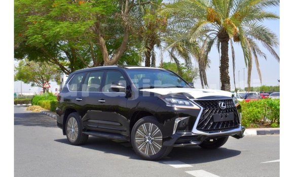 Acheter Import Voiture Lexus LX Noir à Import - Dubai, Ali Sabieh Region Acheter Import Voiture Lexus LX Noir à Import - Dubai, Ali Sabieh Region