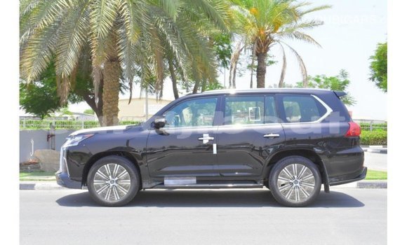 Acheter Import Voiture Lexus LX Noir à Import - Dubai, Ali Sabieh Region Acheter Import Voiture Lexus LX Noir à Import - Dubai, Ali Sabieh Region