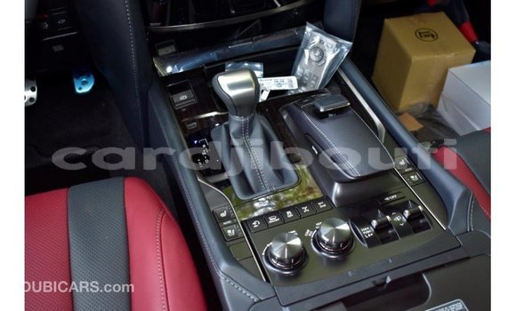 Acheter Import Voiture Lexus LX Noir à Import - Dubai, Ali Sabieh Region Acheter Import Voiture Lexus LX Noir à Import - Dubai, Ali Sabieh Region