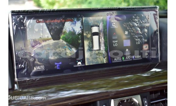 Acheter Import Voiture Lexus LX Noir à Import - Dubai, Ali Sabieh Region Acheter Import Voiture Lexus LX Noir à Import - Dubai, Ali Sabieh Region