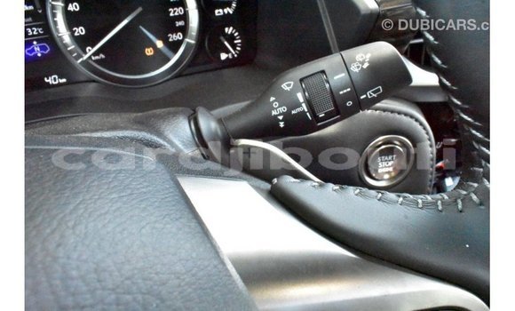 Acheter Import Voiture Lexus LX Noir à Import - Dubai, Ali Sabieh Region Acheter Import Voiture Lexus LX Noir à Import - Dubai, Ali Sabieh Region