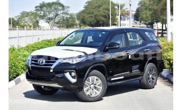 Acheter Import Voiture Toyota Fortuner Noir à Import - Dubai, Ali Sabieh Region Acheter Import Voiture Toyota Fortuner Noir à Import - Dubai, Ali Sabieh Region
