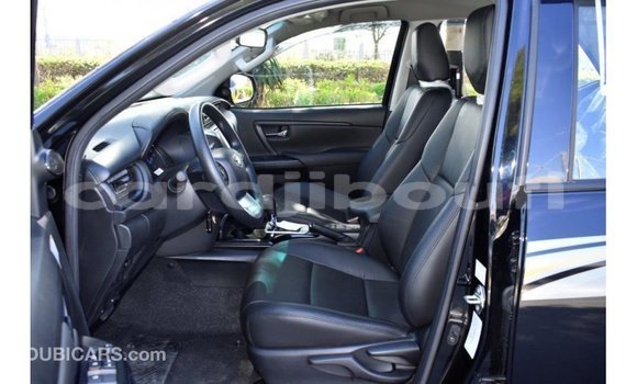 Acheter Import Voiture Toyota Fortuner Noir à Import - Dubai, Ali Sabieh Region Acheter Import Voiture Toyota Fortuner Noir à Import - Dubai, Ali Sabieh Region