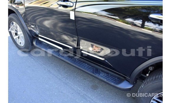 Acheter Import Voiture Toyota Fortuner Noir à Import - Dubai, Ali Sabieh Region Acheter Import Voiture Toyota Fortuner Noir à Import - Dubai, Ali Sabieh Region