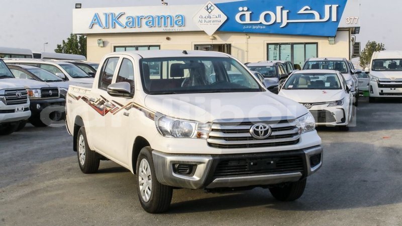 Big with watermark toyota hilux ali sabieh region import dubai 2148