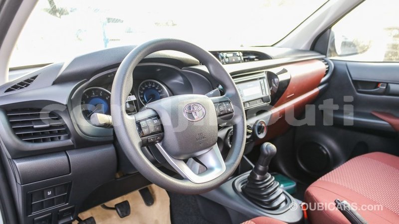 Big with watermark toyota hilux ali sabieh region import dubai 2148